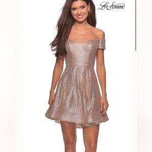 La Femme Off Shoulder Gold Sequin Short Dress 28155 Size 8 NWT
